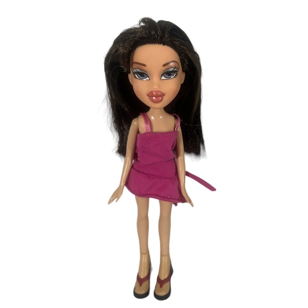 Vintage 2001 MGA Entertainment Bratz Jade Fashion Doll with dress‎ & shoes